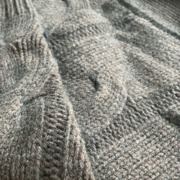 Merino wool sweater. Warm winter knit wear. Brown. Size L - Picture 8 of 16